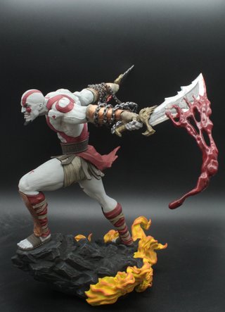 Statuina Kratos God of War