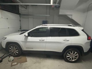 JEEP cherokee