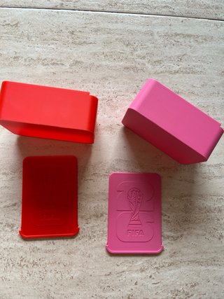 Scatole 3D Mondiali FIFA (Rosso e Rosa)