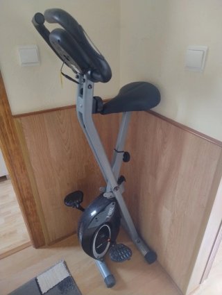 Bicicleta estática plegable