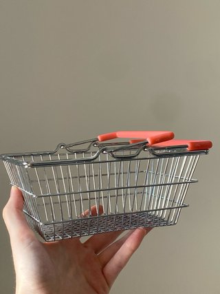 Cesta de metal con asas decorativa (almacenaje)