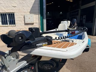 BASS BOAT ALESTA MARINE 460
