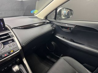 LEXUS NX 2.5 300h Business Navigation 2WD