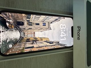 iPhone 13 No negociable batería 80%