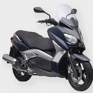 Radiador agua (leve golpe inferior) Yamaha Xmax 25