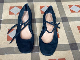 Zapatos Mary Jane La Touche Ante Negro T.40