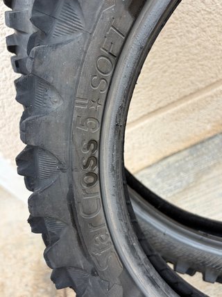 Neumáticos Enduro Michelin y Plews 19 + 16