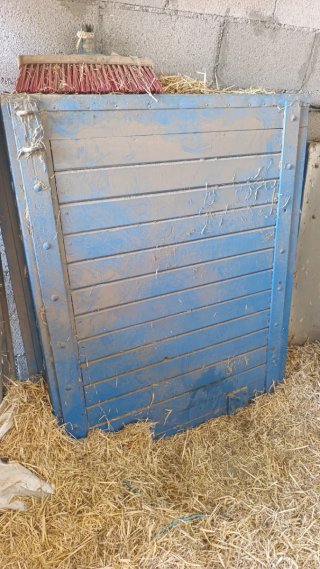 Puerta para caballos