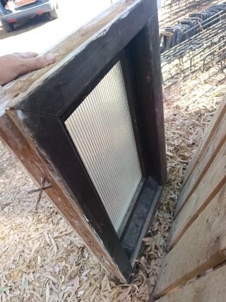 Ventana Maciza Antigua