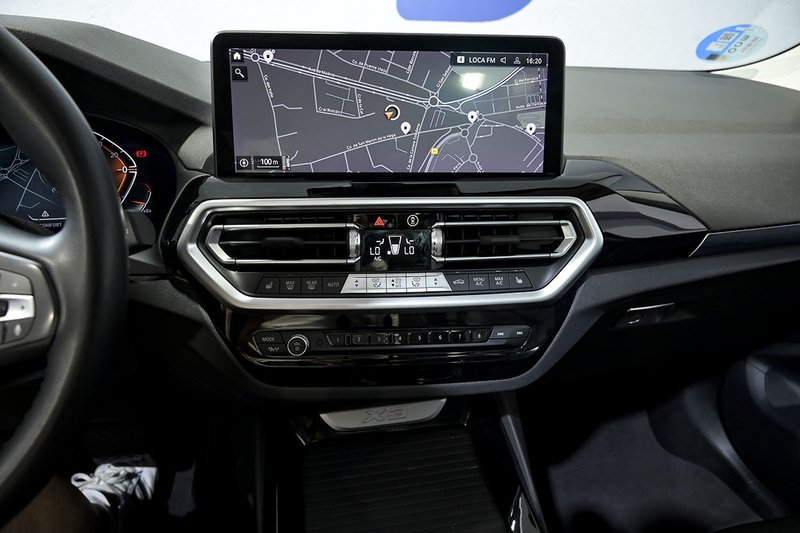 BMW X3 2022, foto 35