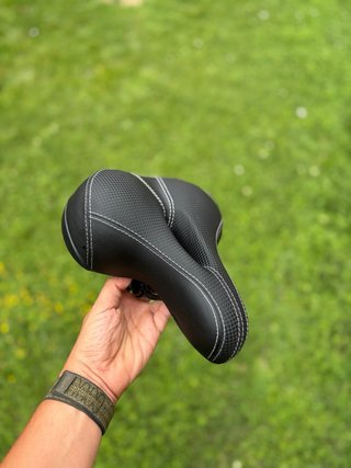 Sillín Ancho Bici Negro