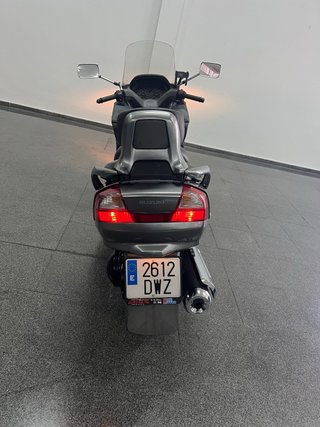Suzuki Burgman 400