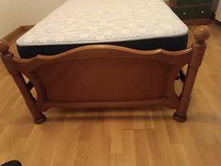 Cama provenzal de madera