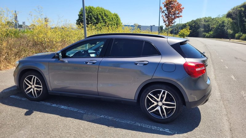 Mercedes-Benz GLA 200d 2016 - foto 1