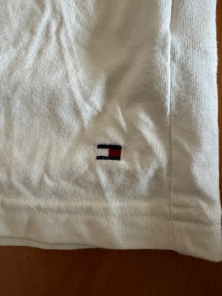 Maglietta Tommy Hilfiger bianca con stampa