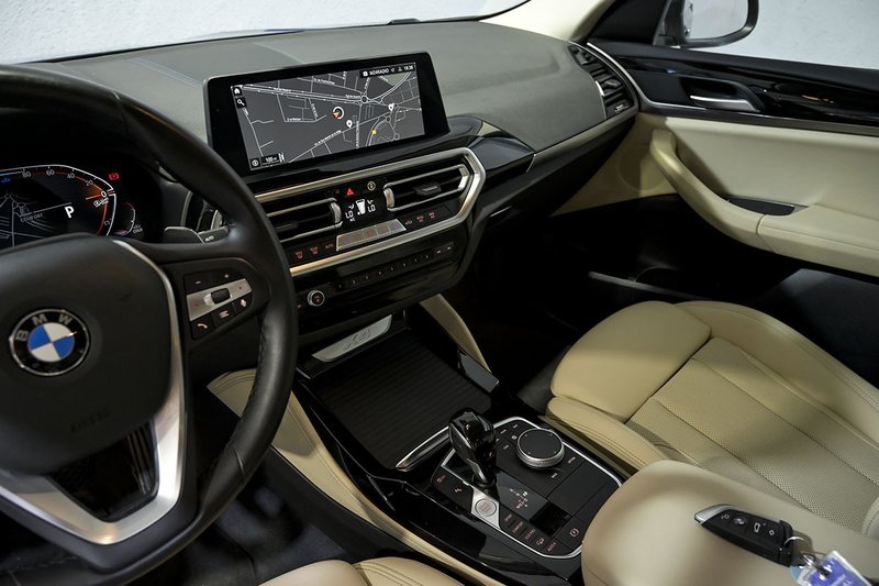 BMW X4 2023, foto 24