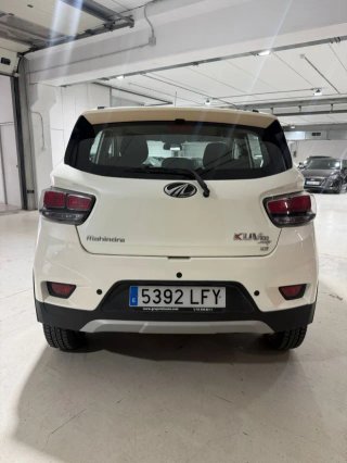 Mahindra KUV100 2020