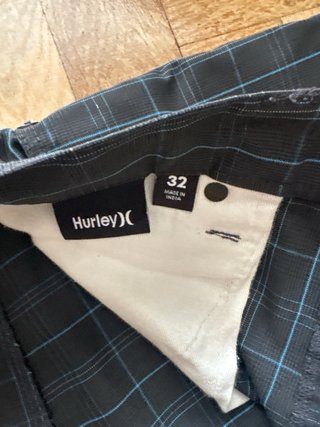 Bermuda Hurley Talla 32 Cuadros