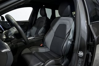 Volvo XC60 2.0 T6 AWD Recharge Plus Dark Auto