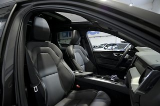 Volvo XC60 2.0 T6 AWD Recharge Plus Dark Auto