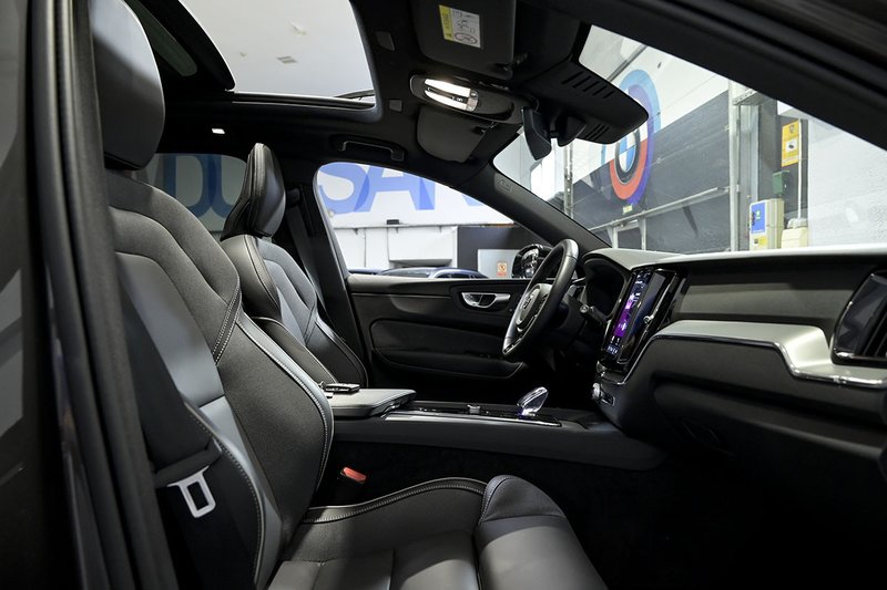 Volvo XC60 2024, foto 33
