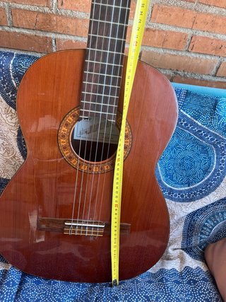 Guitarra Clásica Artesanal + Funda Vintage