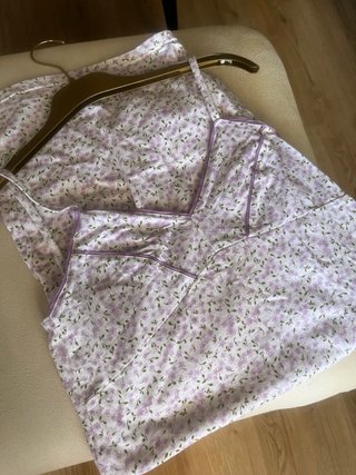2 Camisones florales morados y blancos
