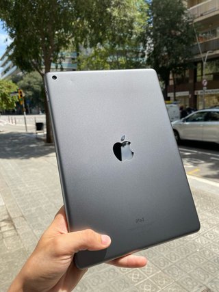 iPad 9ª Gen WiFi 64GB - SEMINUEVO