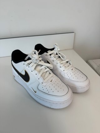 Zapatillas Nike Air Force 1 Blancas Doradas