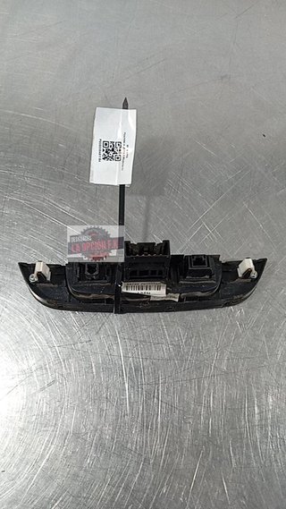 WARNING Hyundai ix35 (EL/LM)(2010->)