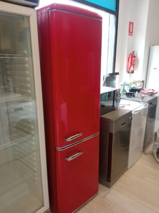 Nevera Roja
