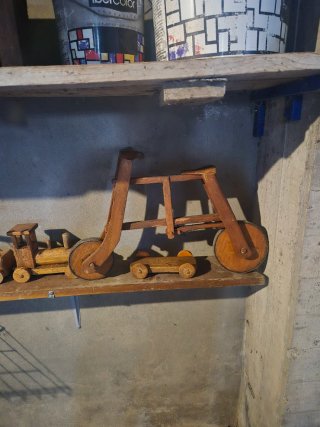 Figuras de madera coleccionables