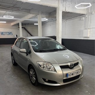 Toyota Auris 5 puertas 2007
