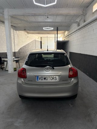 Toyota Auris 5 puertas 2007