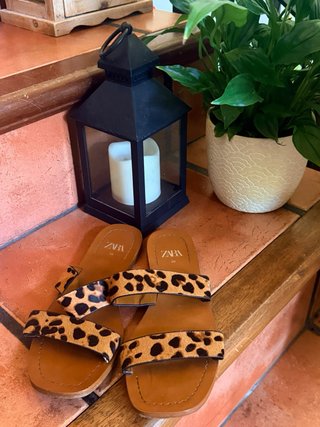 Sandalias leopardo Zara