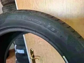 295 40 R21 111Y Pirelli - 1 neumático +80%