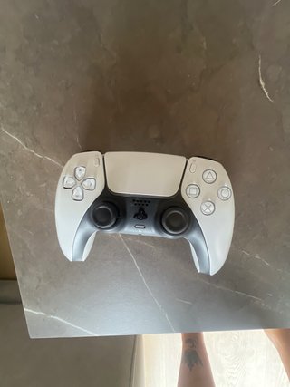 Playstation 5 con lector de discos + mando