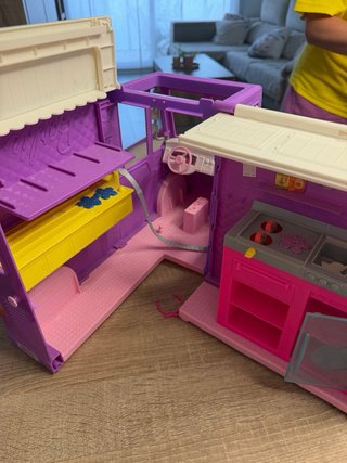 Barbie Coche, Moto y Heladería