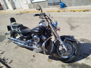 Yamaha XVS 650 Dragstar Negra