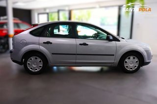 Ford Focus 1.6Ti VCT Sport