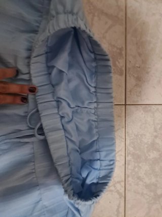 falda larga azul cielo