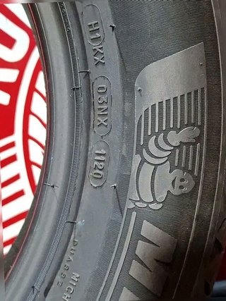 [R. 1915] - MICHELIN 215 60 17 96H