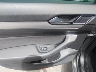Volkswagen Passat DIESEL 140C.V.