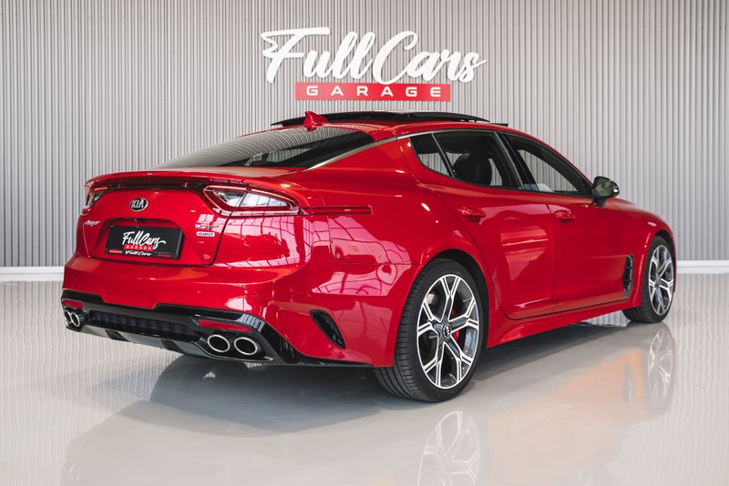 Kia Stinger 2017, foto 2