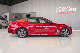 KIA Stinger 3.3 TGDi 370CV GT AWD