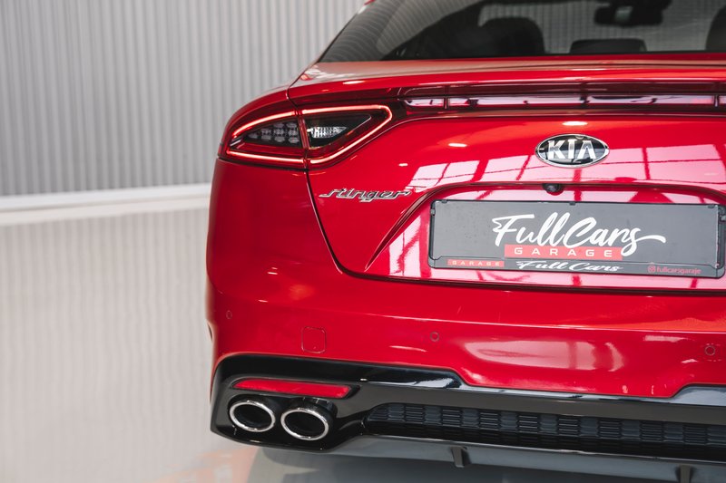 Kia Stinger 2017, foto 10