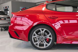 KIA Stinger 3.3 TGDi 370CV GT AWD