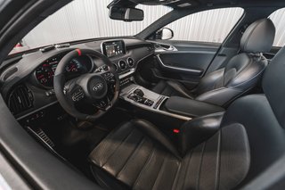 KIA Stinger 3.3 TGDi 370CV GT AWD