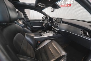 KIA Stinger 3.3 TGDi 370CV GT AWD