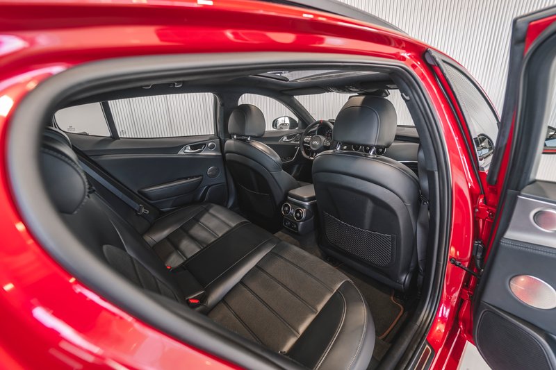 Kia Stinger 2017, foto 26